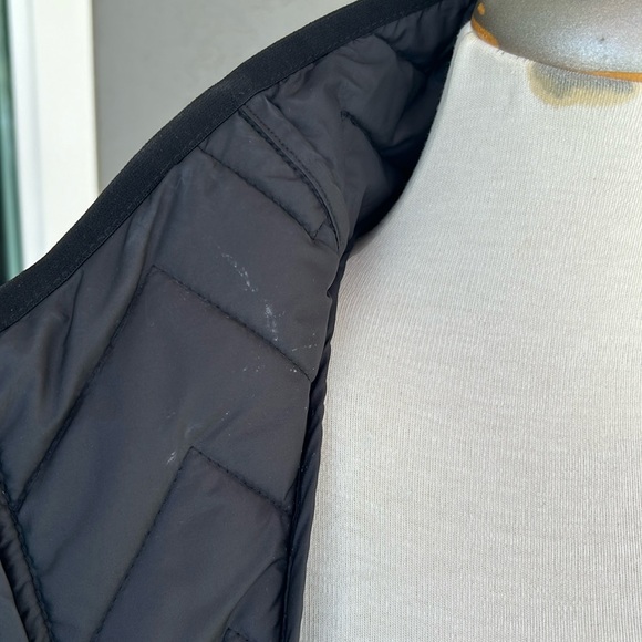 North Face Quilted Jacket - Picture 7 of 11
